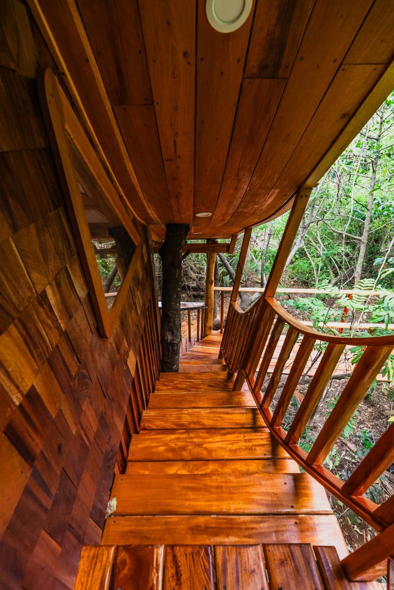 Tukulolo Treehouses Makaunga Luaran gambar